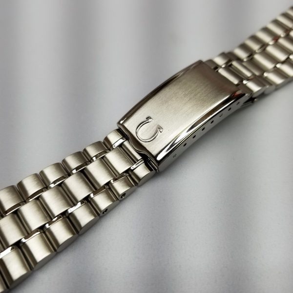 Omega Speedmaster Bracelet Restoration – TM Watch